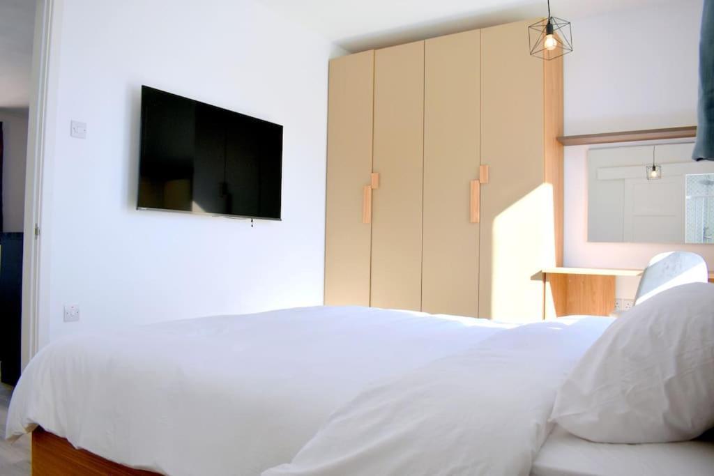 Seaside Serenity Retreat Apartment St. Paul's Bay